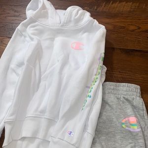 Champion sweatsuit outfit 🌹